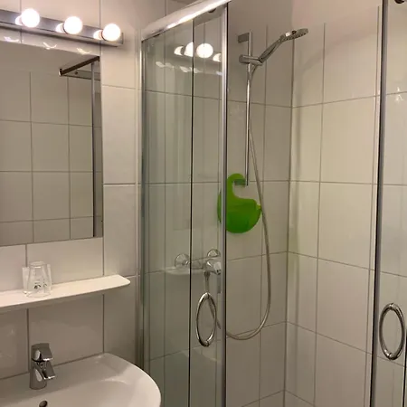 Am Siebenpfennigsknapp 3*