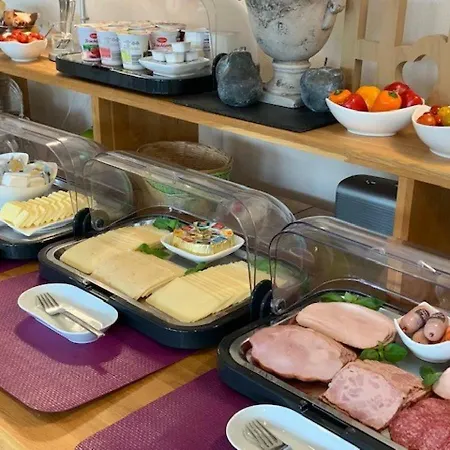 Am Siebenpfennigsknapp 3*